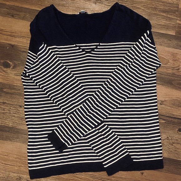 Gap Striped Sweater - Picture 4 of 4